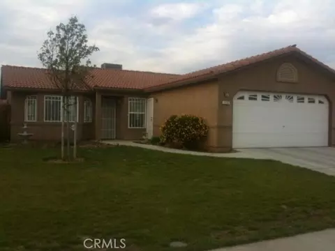 1737 Hoover Ave, Madera, CA 93638 photo 1