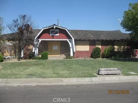 801 Willis Ave, Madera, CA 93637 photo 1