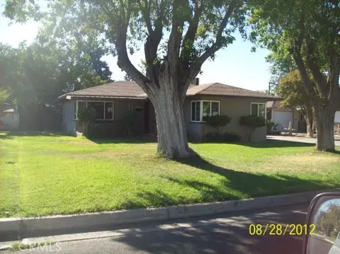 408 Willis Ave, Madera, CA 93637 photo 1