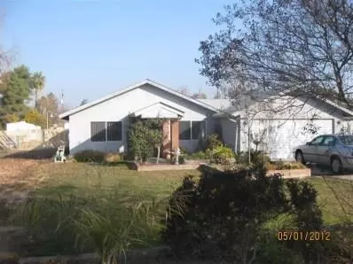 17459 Camden Dr, Madera, CA 93638 photo 1