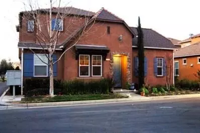 1774 N Merlan Ln, Clovis, CA 93619 photo 1