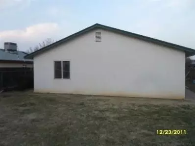 622 Lilly St, Madera, CA 93638 photo 6