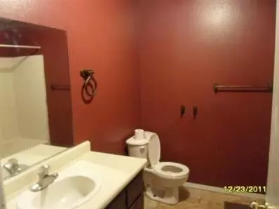 622 Lilly St, Madera, CA 93638 photo 5