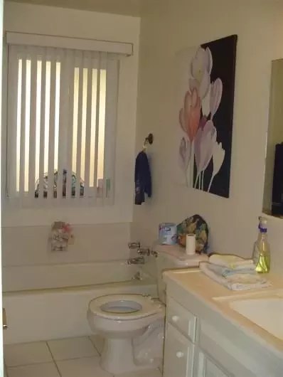 690 W Donner Ave, Clovis, CA 93612 photo 9