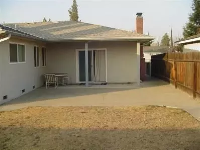 690 W Donner Ave, Clovis, CA 93612 photo 6