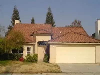 2072 E Jon Dr, Fresno, CA 93720 photo 1