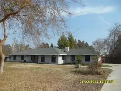 7634 N Sanders Ave, Clovis, CA 93619 photo 1