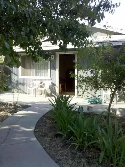 28643 Saquro Ave, Madera, CA 93638 photo 2