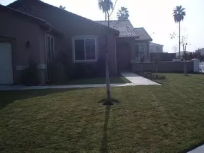 5572 E Atchison St, Fresno, CA 93727 photo 2
