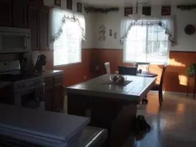 5572 E Atchison St, Fresno, CA 93727 photo 7
