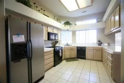 1648 Bedford Ave, Clovis, CA 93611 photo 3