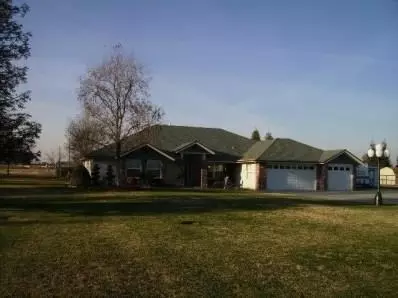 11788 E Princeton Ave, Sanger, CA 93657 photo 1
