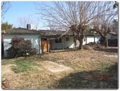 87 O St, Sanger, CA 93657 photo 10