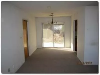 87 O St, Sanger, CA 93657 photo 3