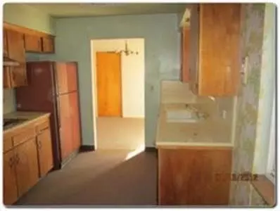 87 O St, Sanger, CA 93657 photo 5