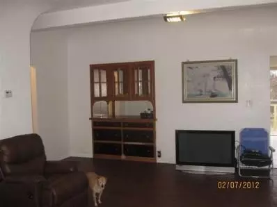909 E 5th St, Madera, CA 93638 photo 8
