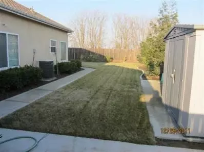 125 N Fairfax Ave, Clovis, CA 93612 photo 9