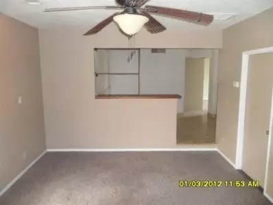 472 W San Gabriel Ave, Clovis, CA 93612 photo 3