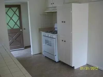 20760 S Armstrong, Laton, CA 93242 photo 4