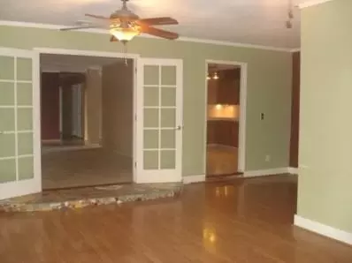 608 S Dockery Ave, Sanger, CA 93657 photo 2