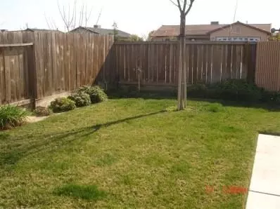 282 S Susan Ave, Kerman, CA 93630 photo 7