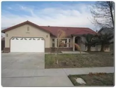 1206 Pine Dr, Lemoore, CA 93245 photo 1