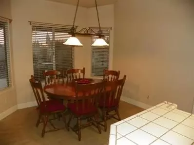2470 Stuart, Clovis, CA 93611 photo 4