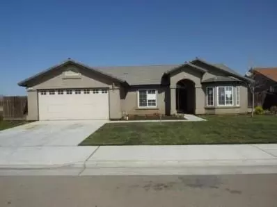 3085 Plumas St, Madera, CA 93637 photo 1