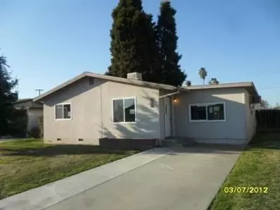 730 E Jefferson Ave, Reedley, CA 93654 photo 1