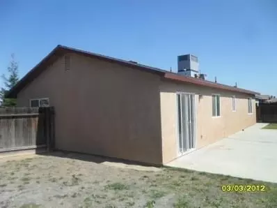 1152 La Jolla Ct, Madera, CA 93638 photo 7