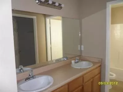 1152 La Jolla Ct, Madera, CA 93638 photo 5