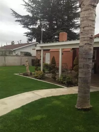 1406 George Ave, Sanger, CA 93657 photo 4