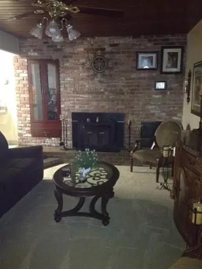 1406 George Ave, Sanger, CA 93657 photo 3