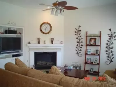 1834 N Whiteash Ave, Clovis, CA 93619 photo 8