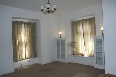 2722 Logan St, Selma, CA 93662 photo 2