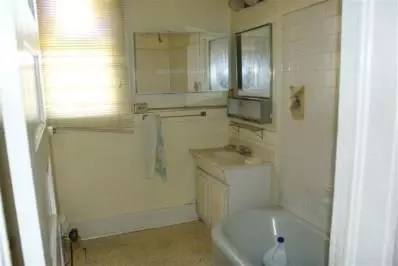 2722 Logan St, Selma, CA 93662 photo 6