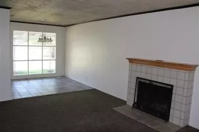 4147 E Alta Ave, Fresno, CA 93702 photo 2