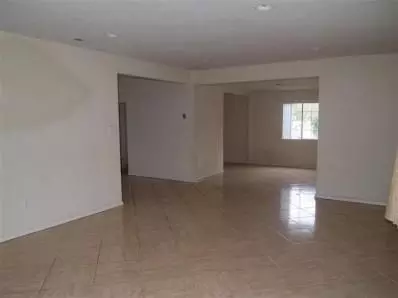 100 Lake Ave, Chowchilla, CA 93610 photo 2