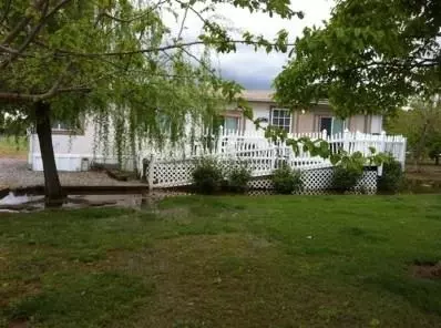 4861 N Kittyhawk Ave, Sanger, CA 93657 photo 2