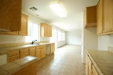 182 Oleander Dr, Chowchilla, CA 93610 photo 7