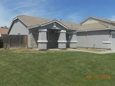 2801 Cherry Tree Ln, Madera, CA 93637 photo 3
