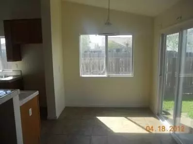 2801 Cherry Tree Ln, Madera, CA 93637 photo 8