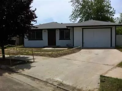 312 Washington Ct, Madera, CA 93638 photo 1