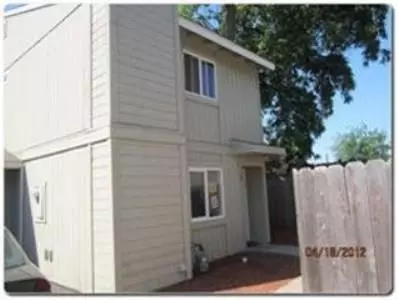 232 N Lemoore Ave #34, Lemoore, CA 93245 photo 1