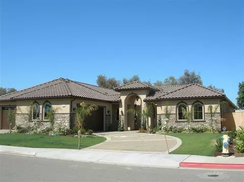 48 Gateway Ave, Clovis, CA 93612 photo 1