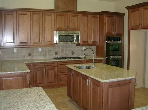 48 Gateway Ave, Clovis, CA 93612 photo 7