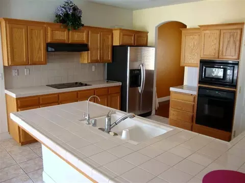 1845 N Pistachio Ave, Clovis, CA 93619 photo 3