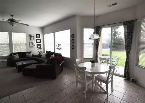 3192 Everglade Ave, Clovis, CA 93619 photo 5