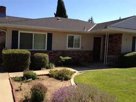 927 E Chennault Ave, Fresno, CA 93720 photo 3