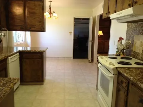 927 E Chennault Ave, Fresno, CA 93720 photo 6